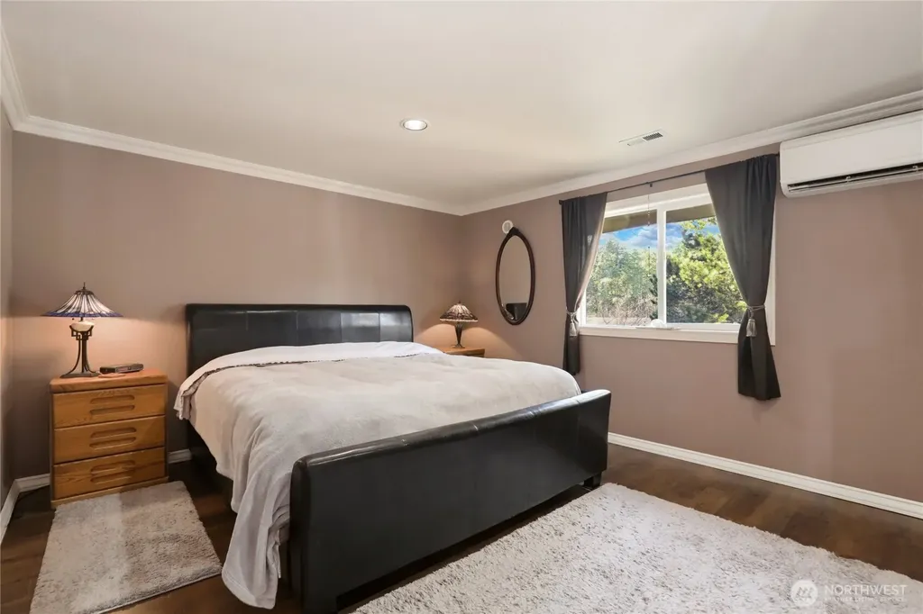 21 E Michelle Court Union WA 98592