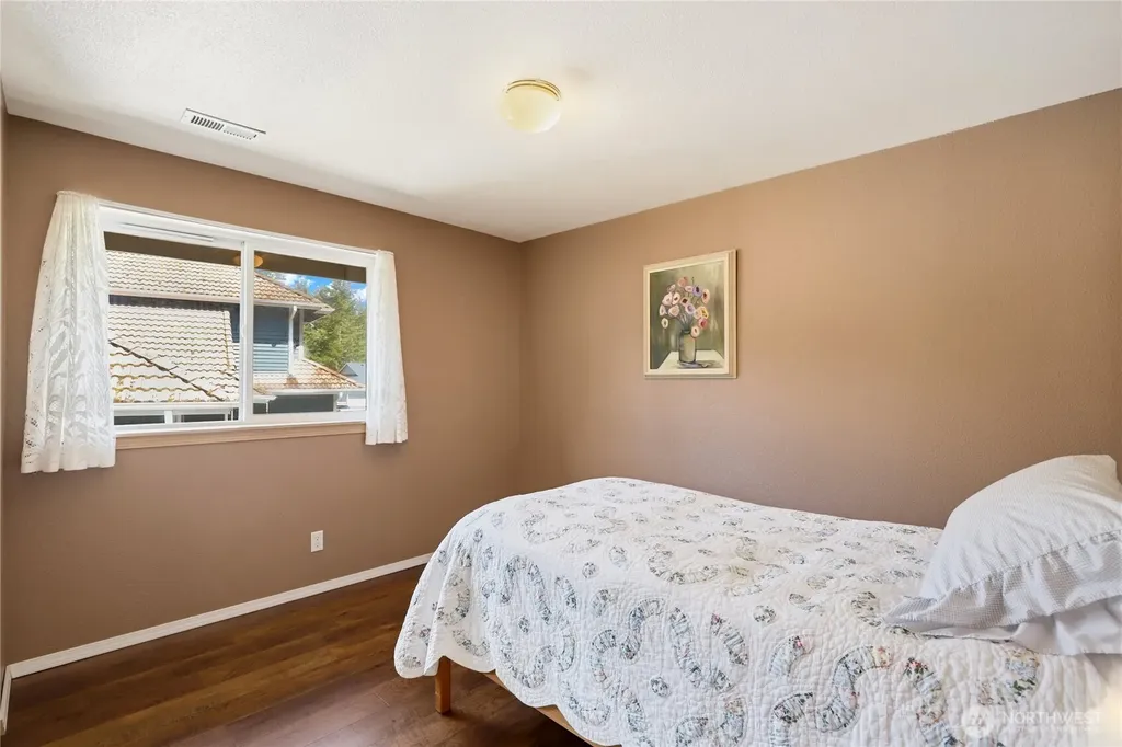 21 E Michelle Court Union WA 98592
