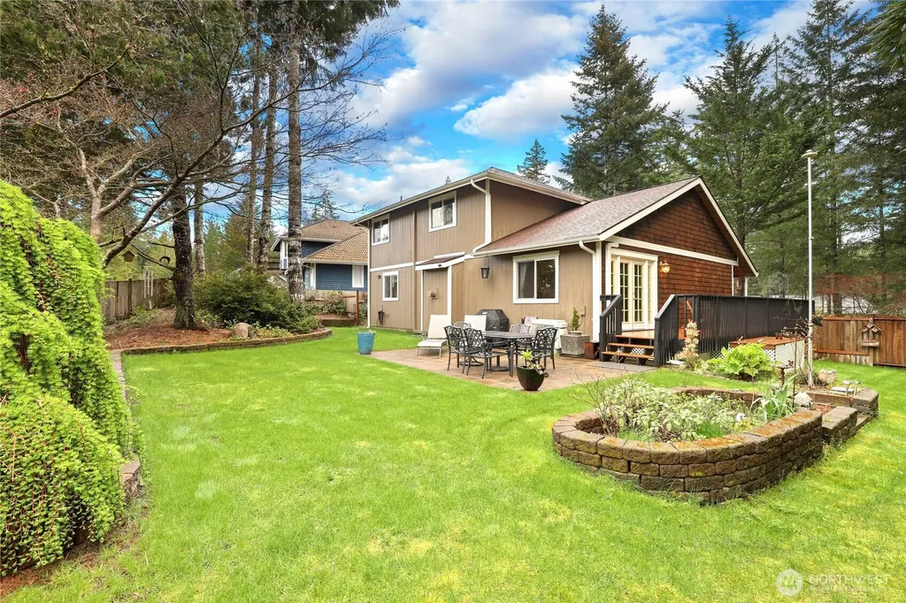 21 E Michelle Court Union WA 98592