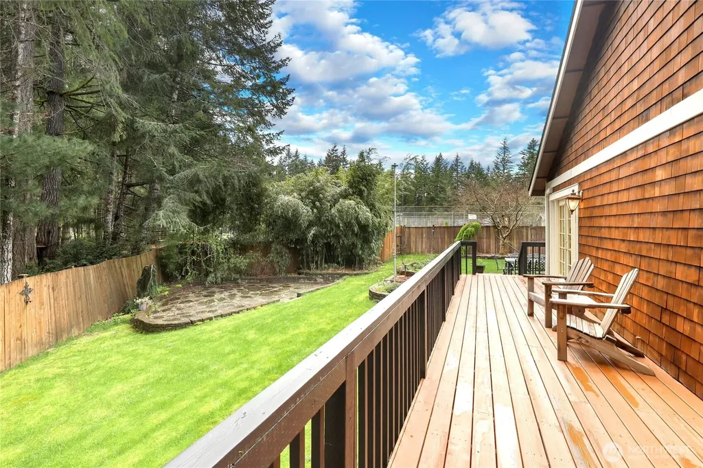 21 E Michelle Court Union WA 98592