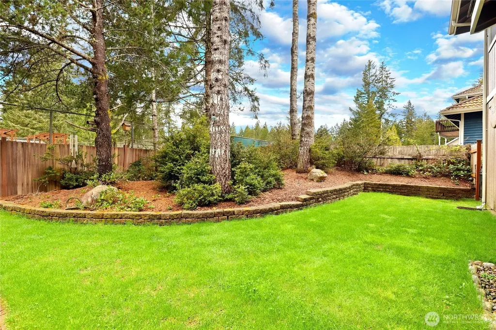 21 E Michelle Court Union WA 98592