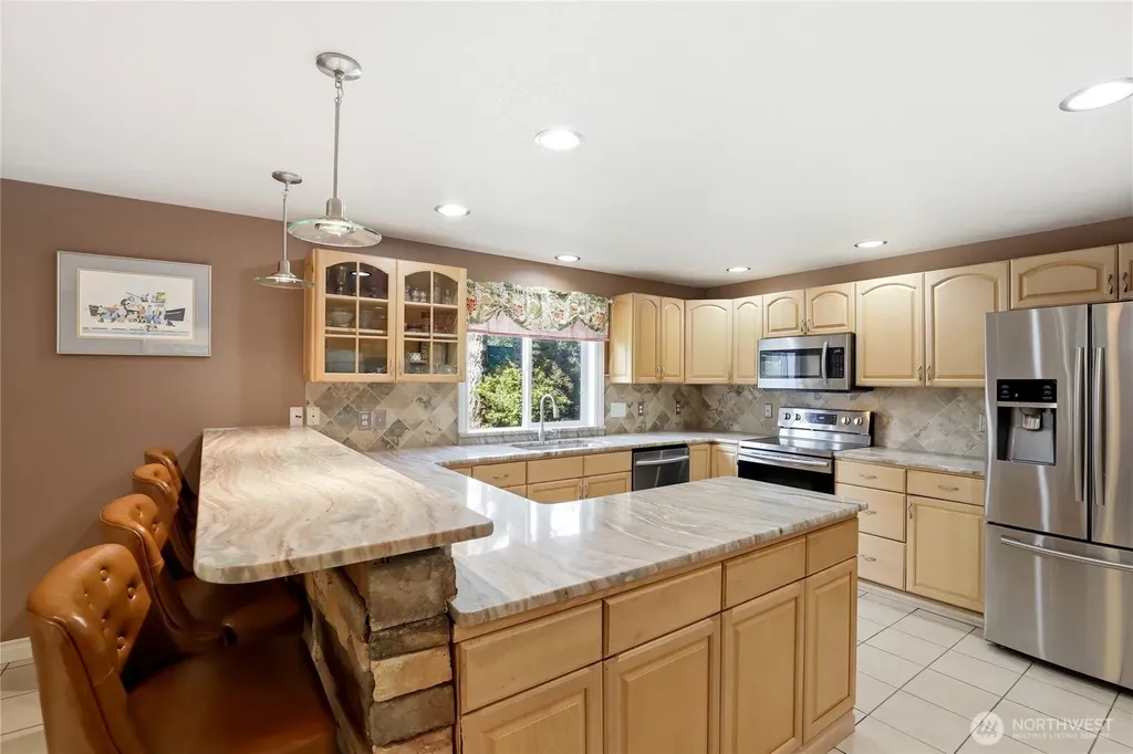 21 E Michelle Court Union WA 98592