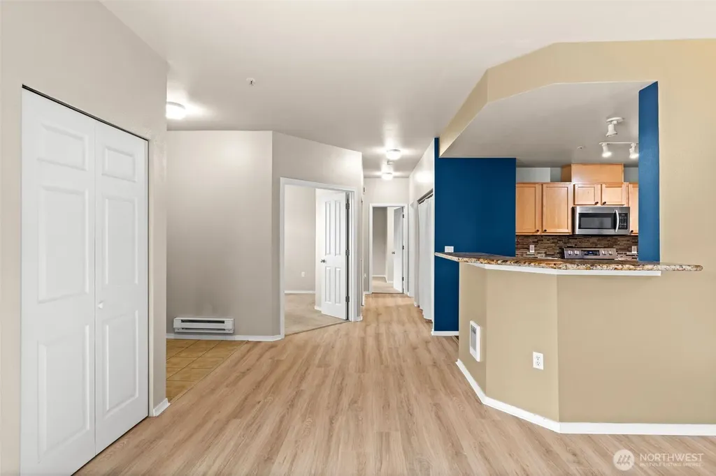 6137 Hazel Loop SE Auburn WA 98092