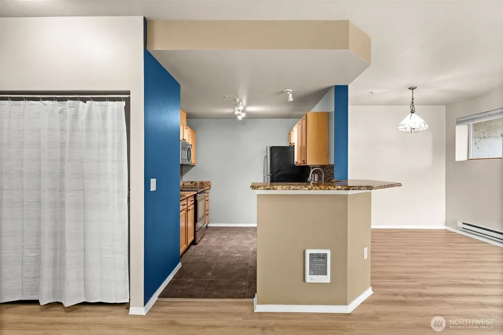 6137 Hazel Loop SE Auburn WA 98092