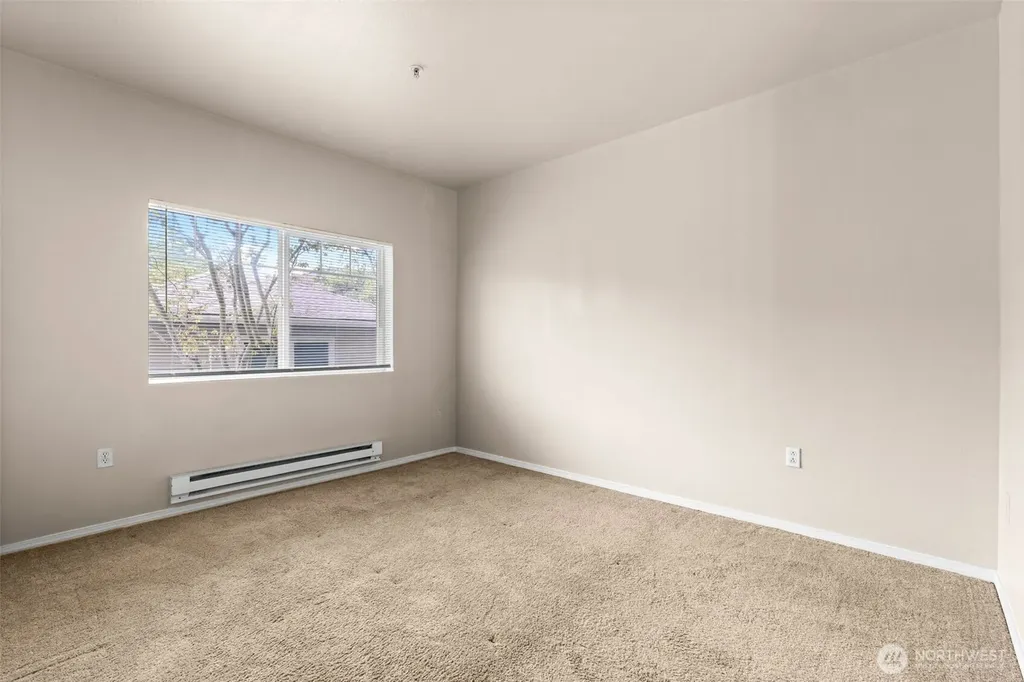 6137 Hazel Loop SE Auburn WA 98092