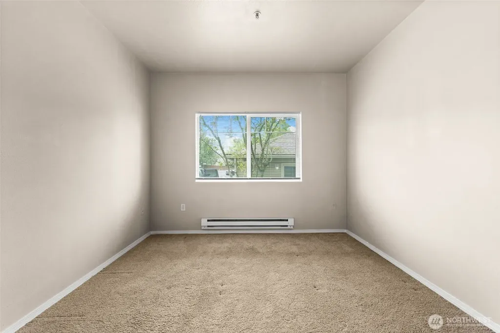 6137 Hazel Loop SE Auburn WA 98092
