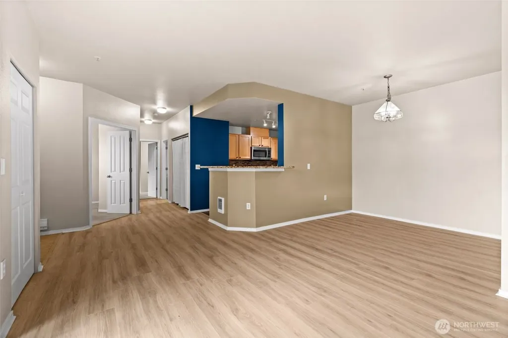 6137 Hazel Loop SE Auburn WA 98092