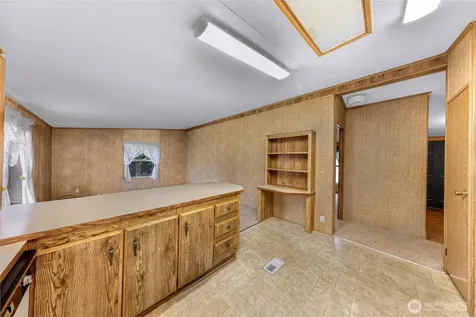 1710 N 33rd Place Mount Vernon WA 98273