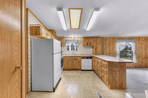 1710 N 33rd Place Mount Vernon WA 98273