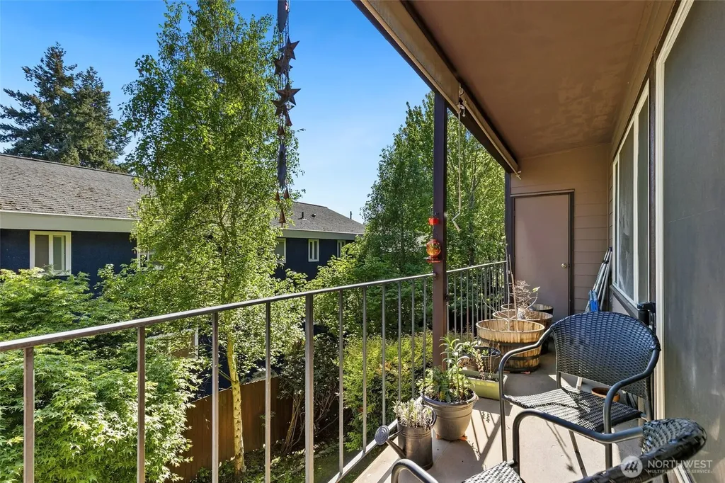17430 Ambaum Boulevard S Seattle WA 98148