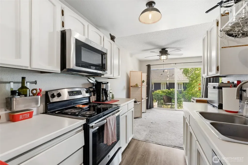 17430 Ambaum Boulevard S Seattle WA 98148