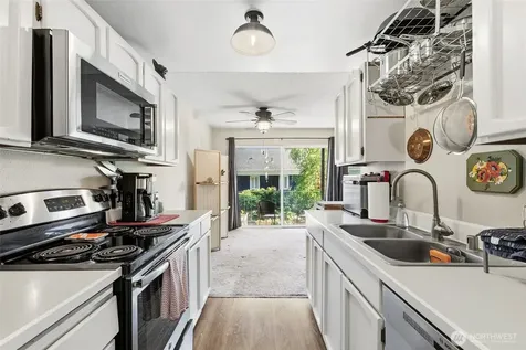 17430 Ambaum Boulevard S Seattle WA 98148