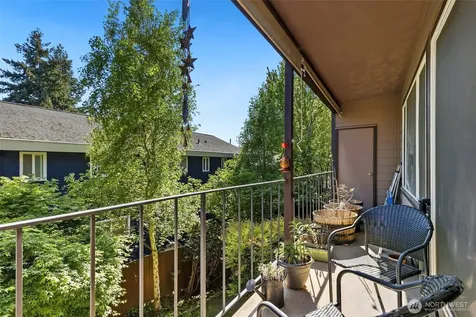 17430 Ambaum Boulevard S Seattle WA 98148