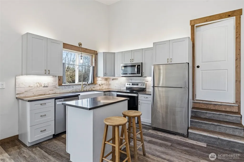 3224 Sunset Way Bellingham WA 98226