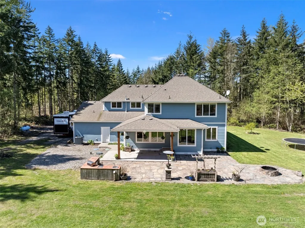 39603 18th Avenue S Roy WA 98580