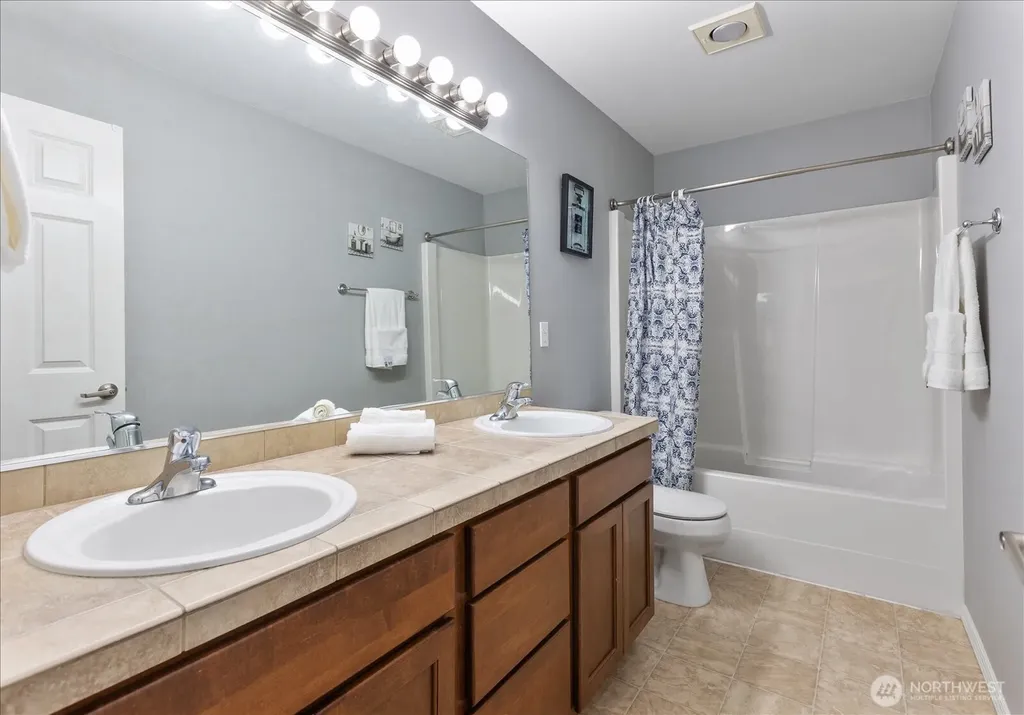 3815 161st Place SE Bothell WA 98012