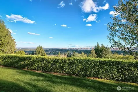 4706 Scenic Drive Yakima WA 98908
