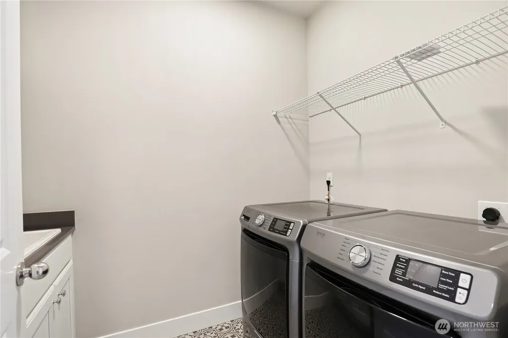23607 SE 269th Court Maple Valley WA 98038