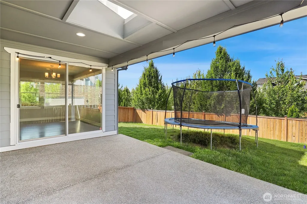 23607 SE 269th Court Maple Valley WA 98038