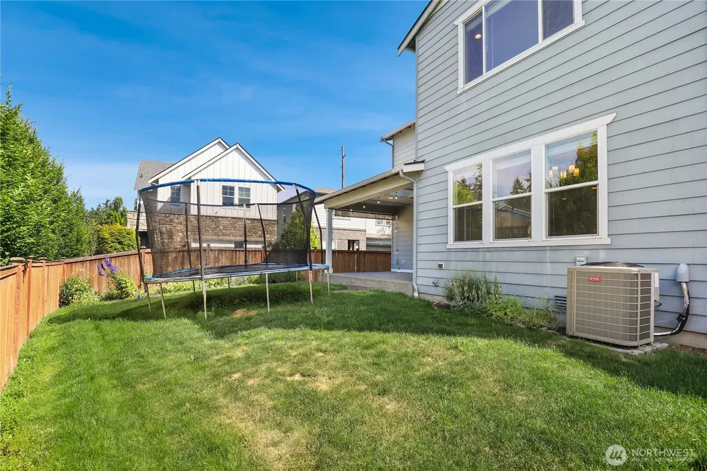 23607 SE 269th Court Maple Valley WA 98038