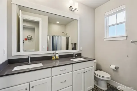 23607 SE 269th Court Maple Valley WA 98038