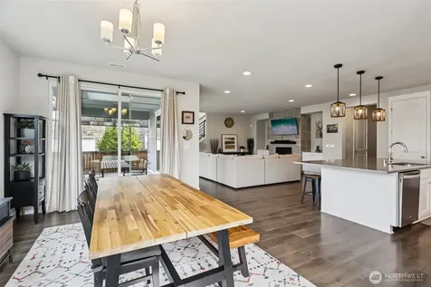 23607 SE 269th Court Maple Valley WA 98038