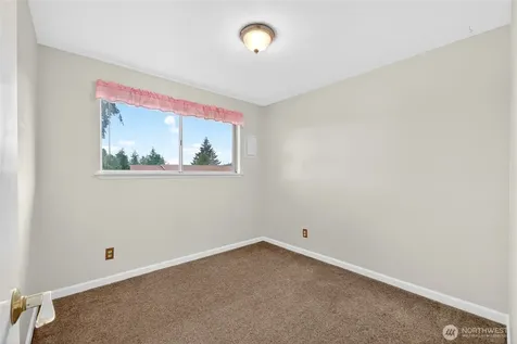 2717 SW 328th Street Federal Way WA 98023