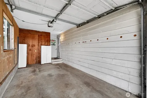 2717 SW 328th Street Federal Way WA 98023
