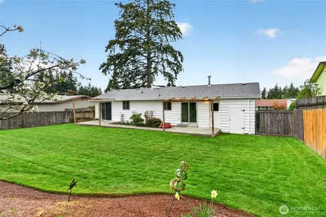 2717 SW 328th Street Federal Way WA 98023