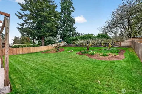 2717 SW 328th Street Federal Way WA 98023