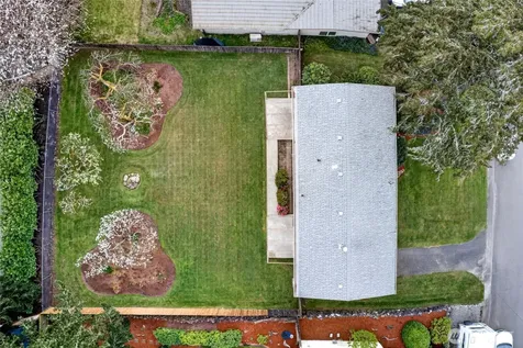 2717 SW 328th Street Federal Way WA 98023