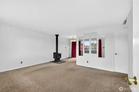 2717 SW 328th Street Federal Way WA 98023