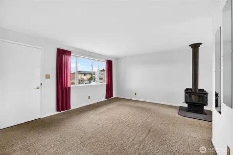 2717 SW 328th Street Federal Way WA 98023