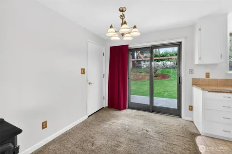 2717 SW 328th Street Federal Way WA 98023