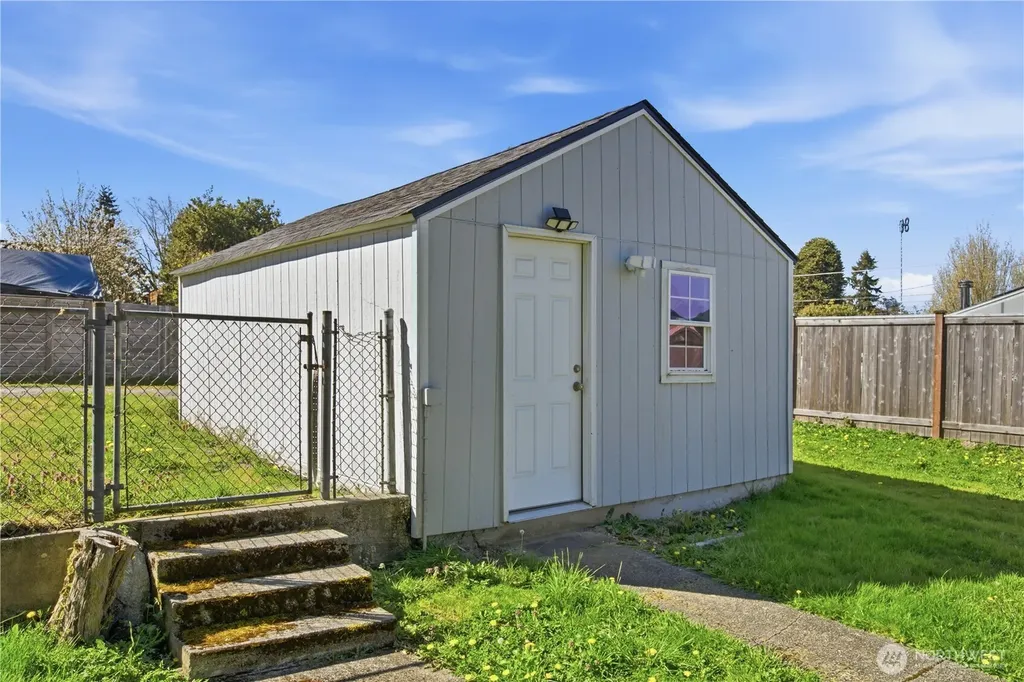 4610 E C Street Tacoma WA 98404