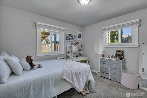 4610 E C Street Tacoma WA 98404