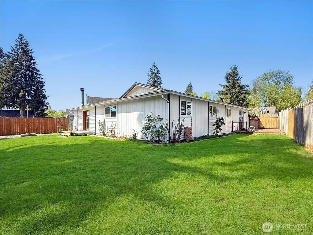 13329 58th Drive NE Marysville WA 98271