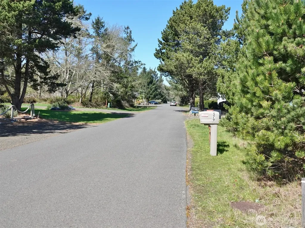 574 Chinook Avenue SE Ocean Shores WA 98569