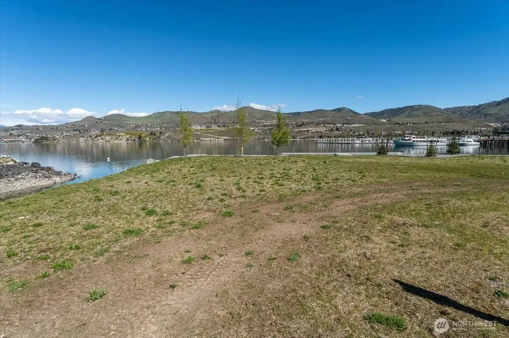 104 Bass Lane Chelan WA 98816