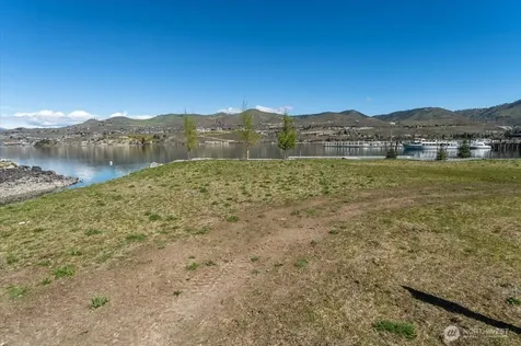 104 Bass Lane Chelan WA 98816