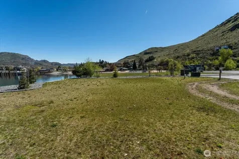 105 Bass Lane Chelan WA 98816