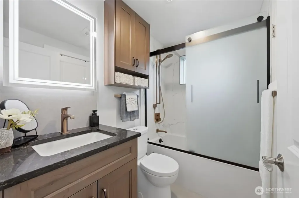 14006 NE 181st Place Woodinville WA 98072