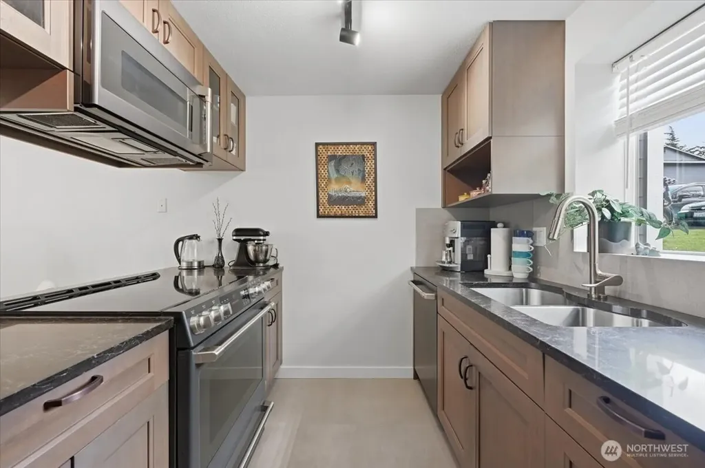 14006 NE 181st Place Woodinville WA 98072