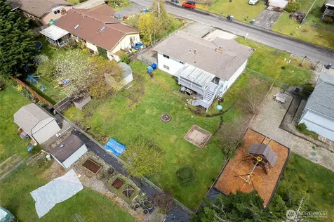 2904 E 147th Street Tacoma WA 98455
