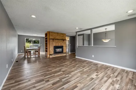 2904 E 147th Street Tacoma WA 98455