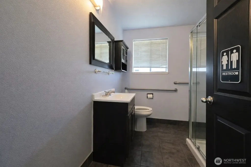 4534 S Pine Street Tacoma WA 98409
