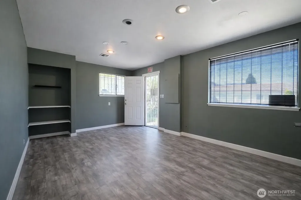 4534 S Pine Street Tacoma WA 98409
