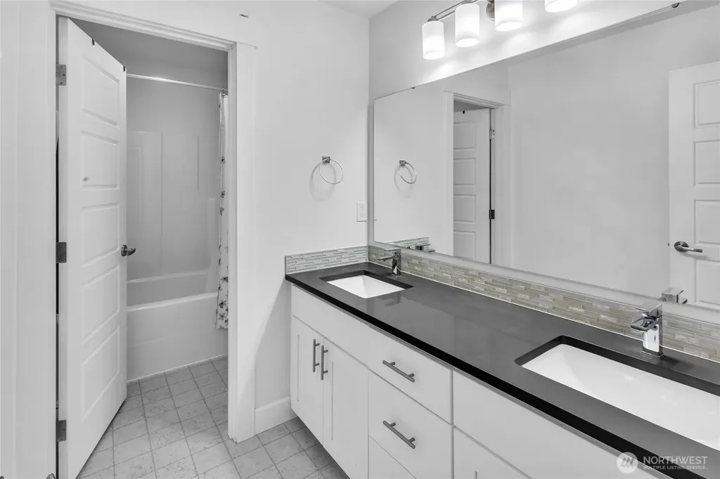 6318 230th Avenue Ct E Buckley WA 98321