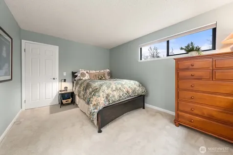 9918 NE 144th Lane Kirkland WA 98034