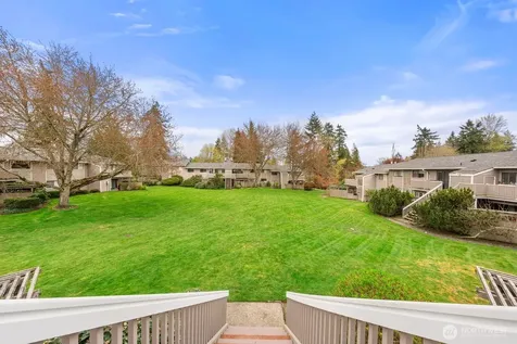 9918 NE 144th Lane Kirkland WA 98034